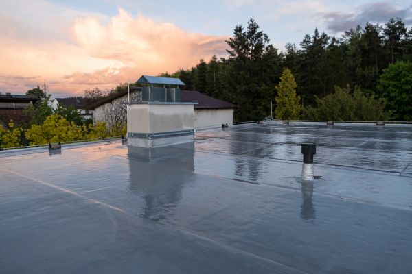 Rubber Roof Repair in Akron